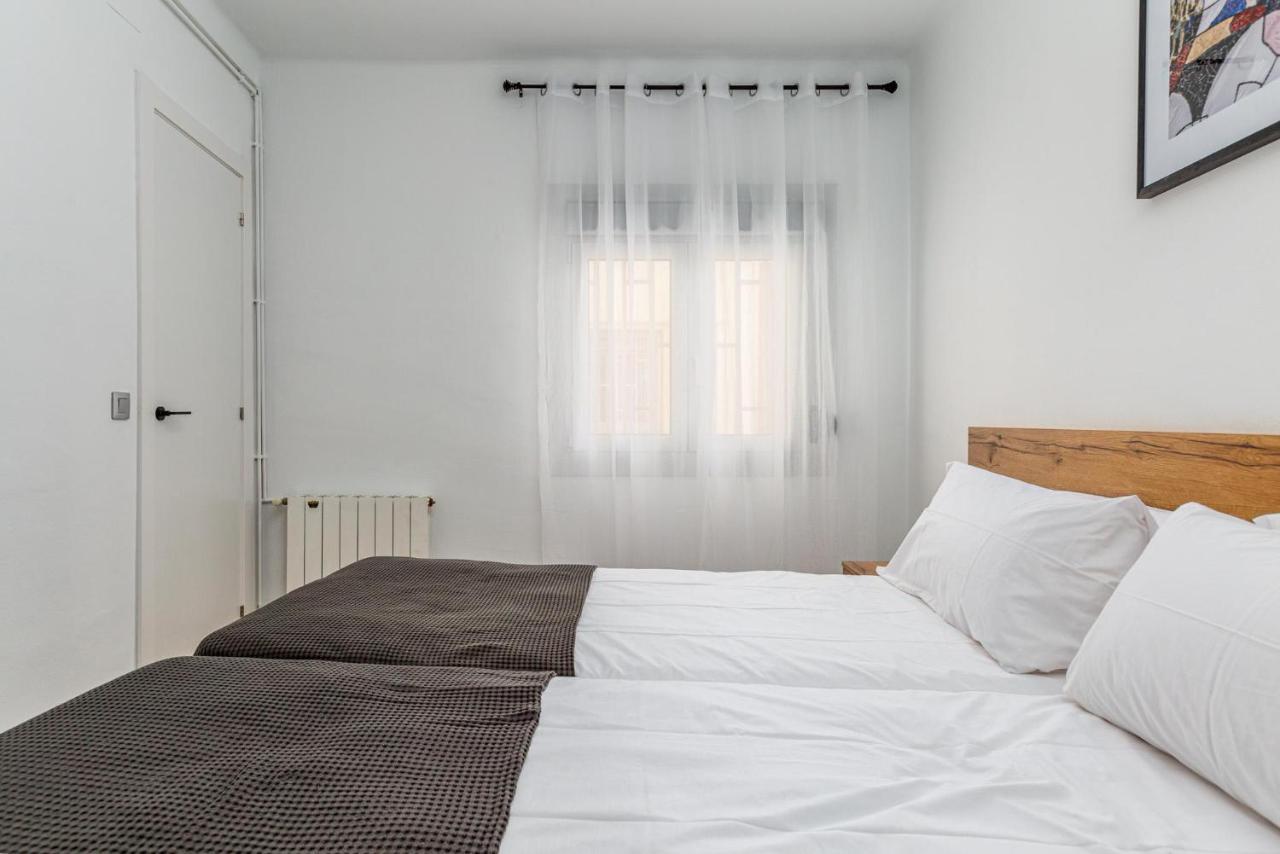 Ferienwohnung Simply Stunning - Hidden Gem, Heart Of Poble Sec Barcelona Exterior foto